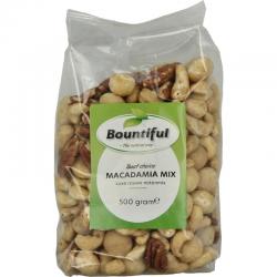 Bountiful macadamia mix