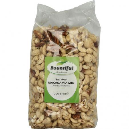 Bountiful macadamia mix